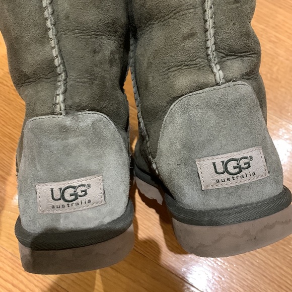 Ugg Boots Classic Tall Size 7 - Picture 4 of 7